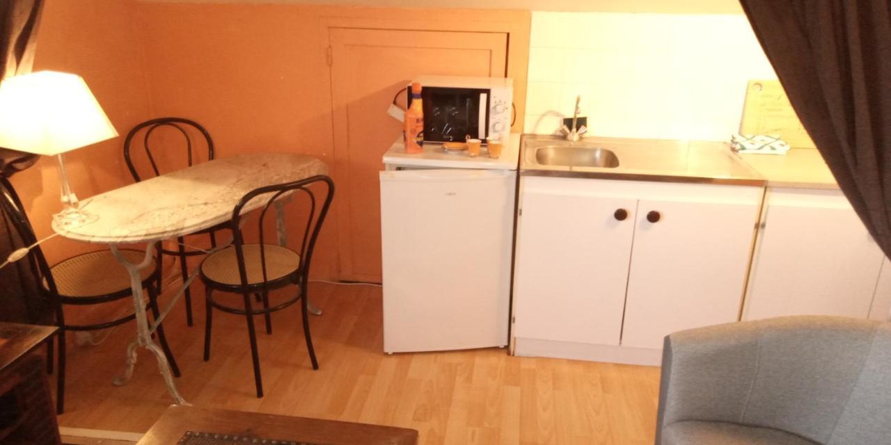 Chez Christine Apartment โรเดซ ภายนอก รูปภาพ